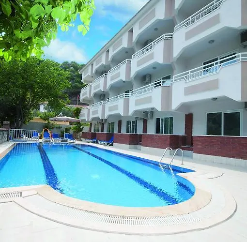 Aparthotel Sen 4*