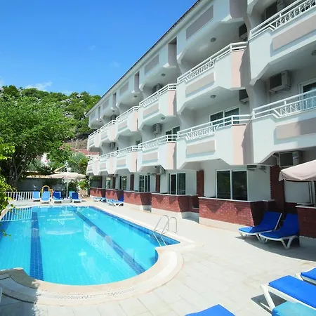 Sen Apartahotel 4*
